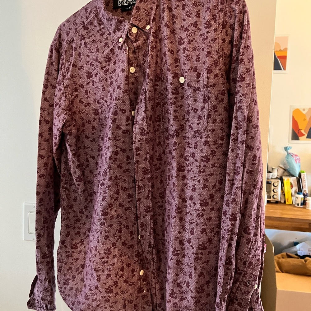 Burgundy long sleeve button up. Size small. Ezekiel brand